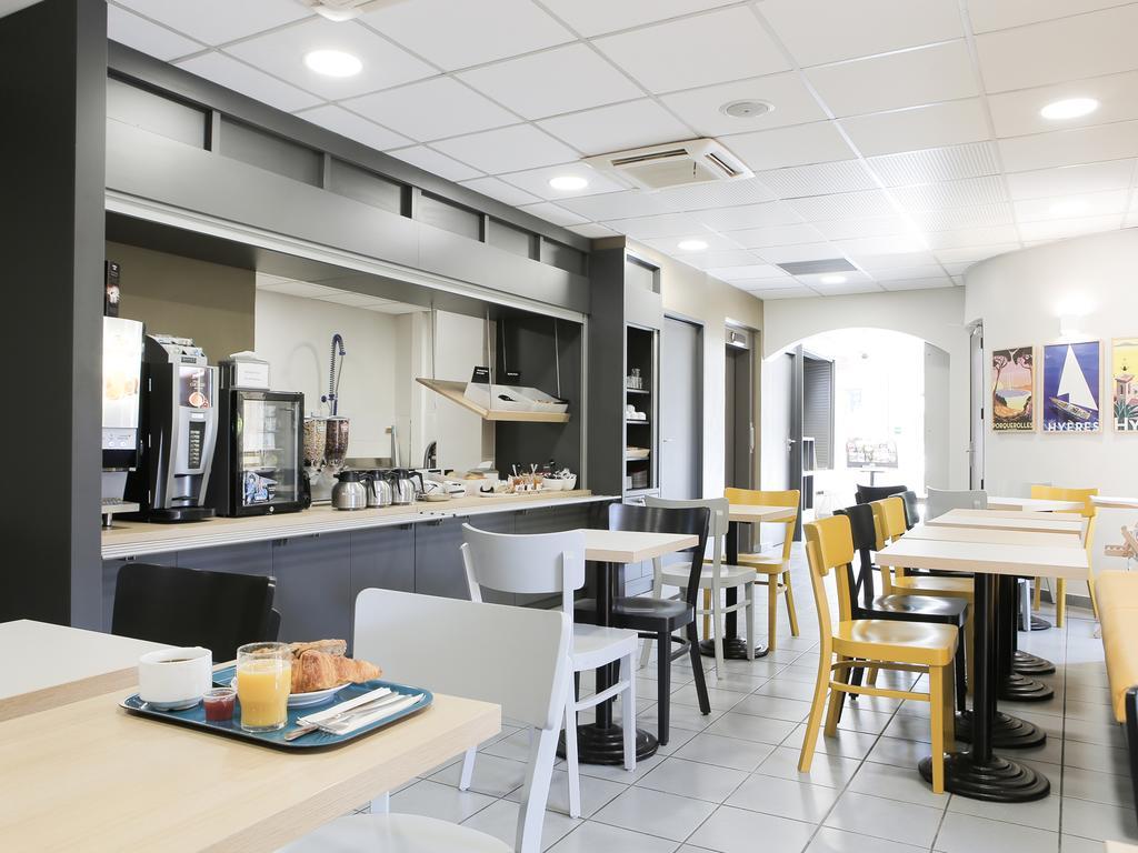 B&B Hotel Йер Экстерьер фото