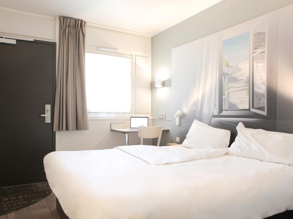 B&B Hotel Йер Экстерьер фото
