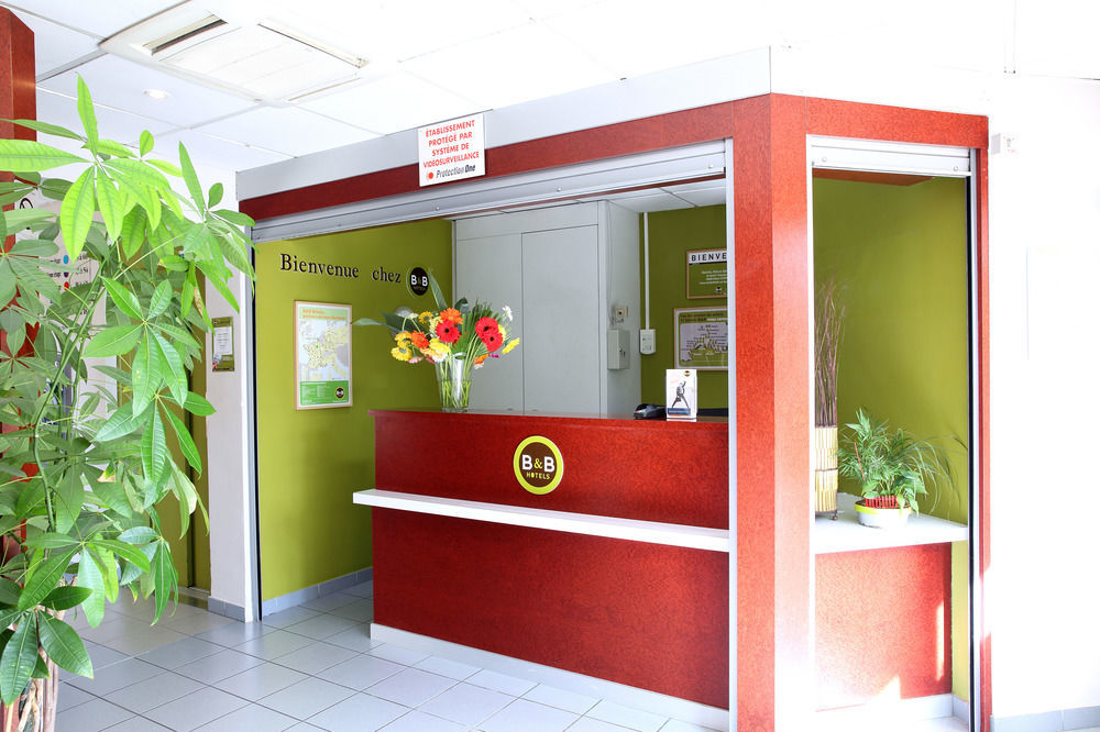 B&B Hotel Йер Экстерьер фото